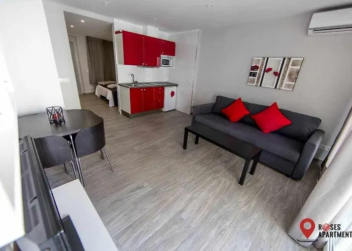 Roses Apartments Red Loft Vista Mar Lateral